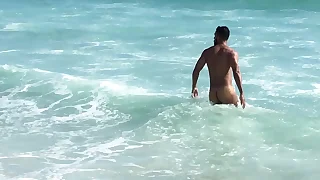 Naked On The Beach to hand Rio de Janeiro